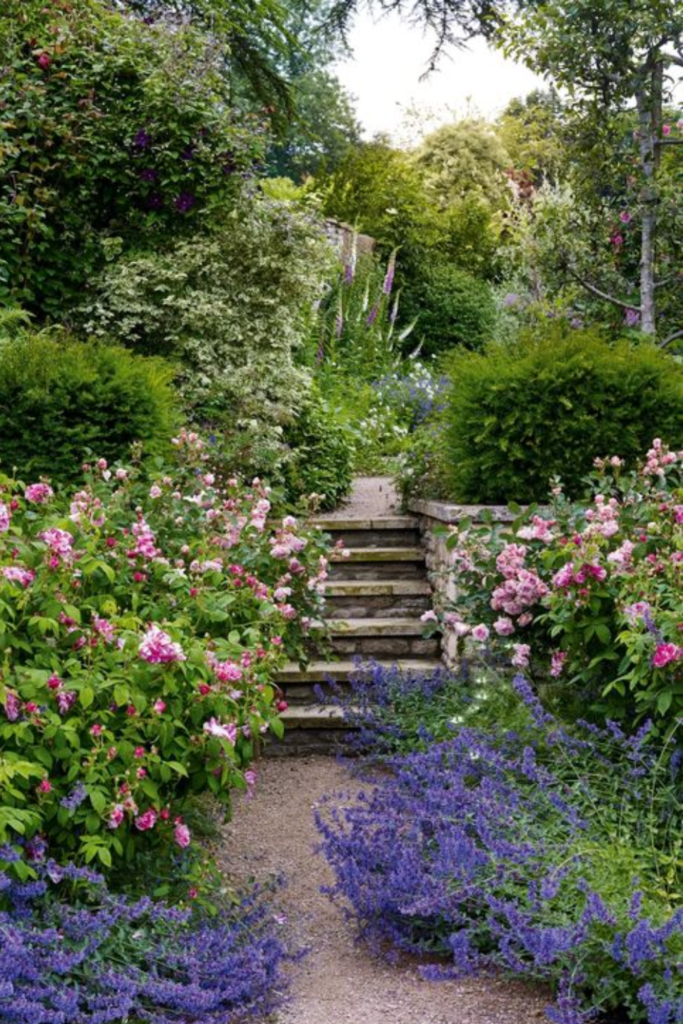 How to Create an English Cottage Garden - Tips + Inspiration - Newbury Home