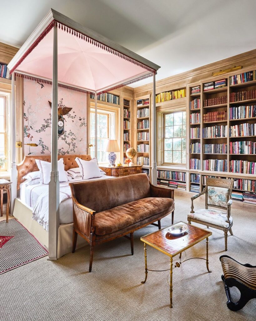Luxurious Canopy Beds That Will Make You Never Want to Leave Your ...