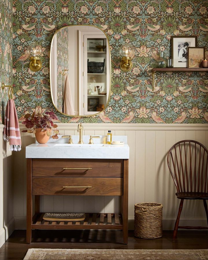 Pattern Perfection - Beautiful William Morris Wallpaper Ideas - Newbury ...